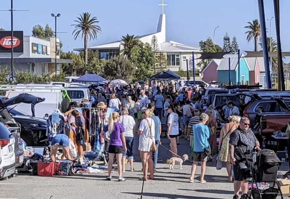 Car Boot Sale in Alkimos