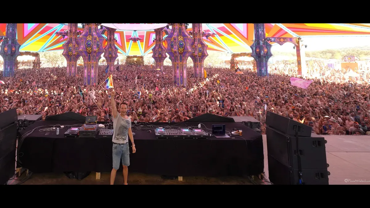 Avalon, Dj Goro, Ben Hemsley, Kristiano, Darren Porter, David Forbes, Jan Loechel, ATB, Johan Gielen, Paul van Dyk, Bryan Kearney in Gliwice