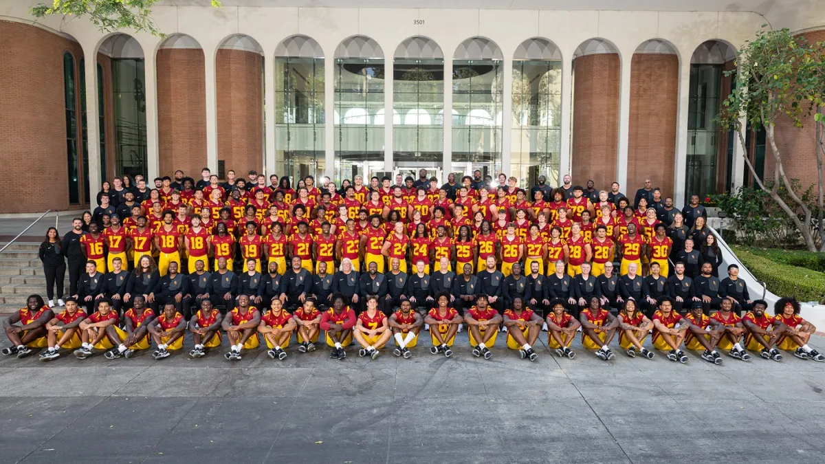 Maryland Terrapins at USC Trojans Womens Volleyball