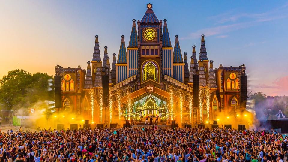 Busvervoer Decibel zaterdag, Beekse Bergen, Waalwijk, 20 August 2022