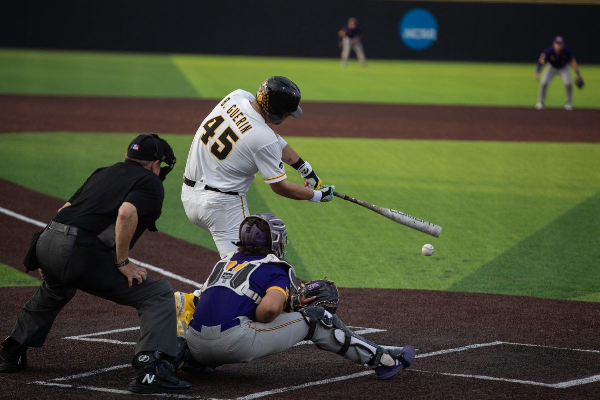 Parking Western Illinois Leathernecks at Iowa Hawkeyes Baseball