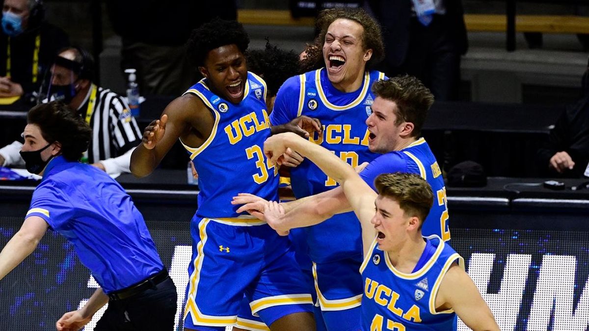 UCLA Bruins at Michigan State Spartans Womens Volleyball