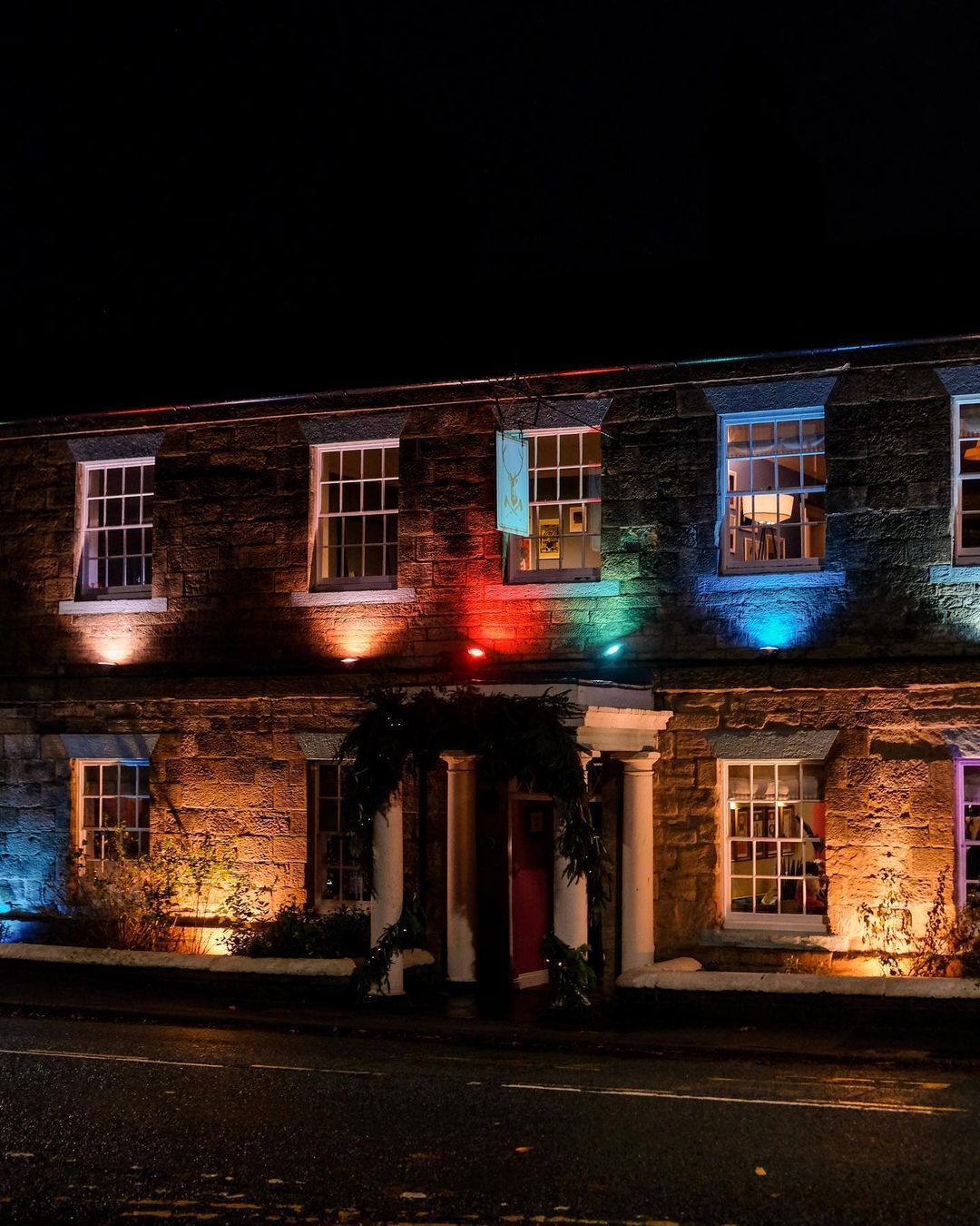 The Glynne Arms Christmas Light Switch On