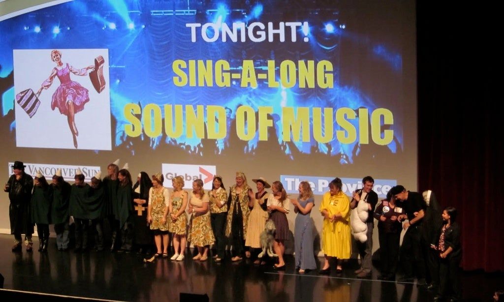 Hollywood Bowl Orchestra - Sing-a-Long-a Sound of Music
