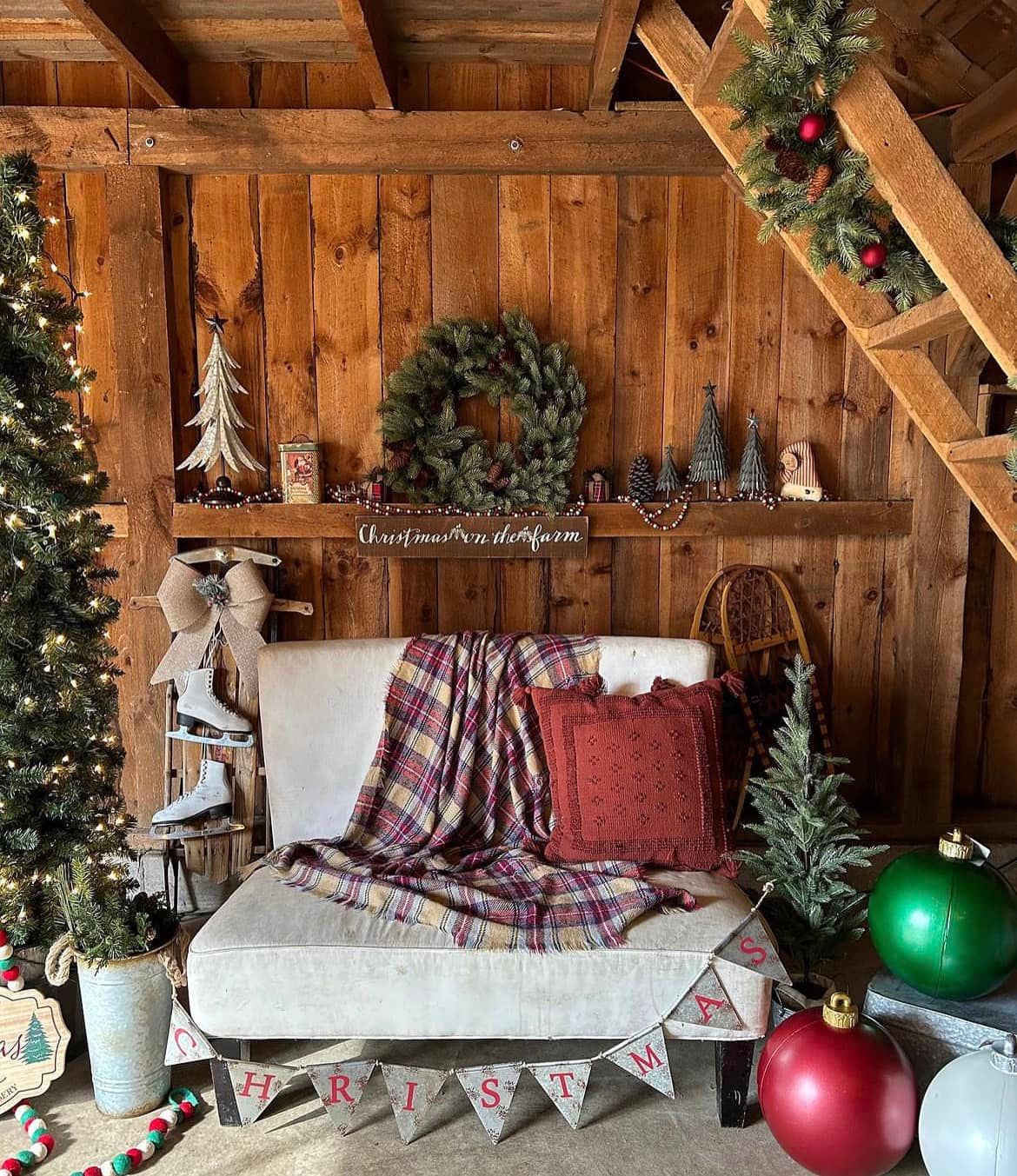 Christmas At The Bird & Bear Barn